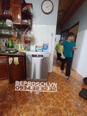z3491011339125 58adb8fa2f25edd727ee7bd8c2504433 - MÁY RỬA BÁT BOSCH SMS4ECI14E SERIE4 TỰ HÉ CỬA SANG TRỌNG VÀ HIỆN ĐẠI