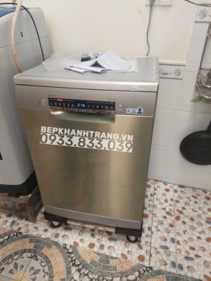 z3491038427276 2c9d4f19dde1839d48da043bb0786015 1 - Máy Rửa Bát Bosch SMS4ECI14E Sang Trọng và Hiện Đại