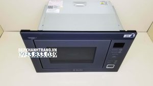 z3546003231553 392e500952bee507c6b101ea48cf39a6 - Lò Vi Sóng Malloca MW-927BG (trắng)
