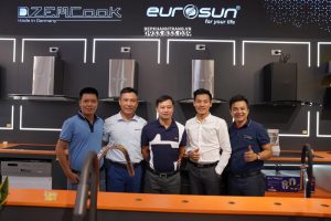 z3555315284820 ccd179ff7f70da2bf8b6b89d87df3e30 - Máy hút mùi chữ T EUROSUN EH-70AF77 EH-90AF77