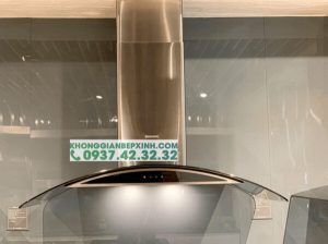 z3603659749907 a3398b740b7f55f0db18f0e8eb828a68 - Máy hút mùi áp tường Malloca Gama K3155.9