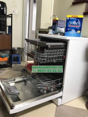 z3620375881017 8420d787848090627885ae9c83d7f41d - MÁY RỬA CHÉN BÁT BOSCH SMS23BW01T NHẬP KHẨU CHÂU ÂU MÀU TRẮNG SANG TRỌNG TOẢ SÁNG KHÔNG GIAN
