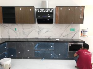 z3621662933309 f6d84a10738ef31e9638b27e26fb8dce - Máy hút mùi kính vát vẫy tay Pramie DE19-900