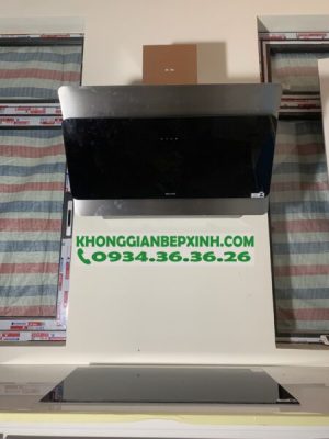 z3734530858902 5672e7204870b1572c9ec0a4f1ce03d7 1 - Bếp điện từ 3 vùng nấu Malloca MH 03IRA