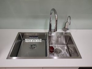 z3734694362120 cf4ff2a2a8d88a129654370b40af553b - Vòi rửa Konox KN1901C