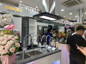 z3741732164873 7cb15c70cdecf9b61ef747aa443cc180 - MÁY HÚT MÙI ĐẢO CHEFS EH-R810E9 MỚI NHẤT 2022