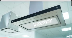 z3741748866792 cb4fa94677064a947cfe6c897eb8465f - MÁY HÚT MÙI ĐẢO CHEFS EH-R810E9 MỚI NHẤT 2022