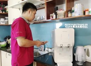 z3764686706917 a36994fceb86d3920db6c288ef2cbf77 - Máy lọc nước Coway CHP-260L 