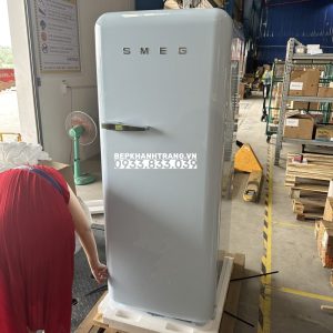 z3772664150080 5d3abea07c4ac50d3aa6fad113e05191 scaled 1 - TỦ LẠNH SMEG, CỬA ĐƠN, ĐỘC LẬP, CỬA MỞ PHẢI, MÀU ĐỎ, 50’S STYLE FAB28RRD3 536.14.237