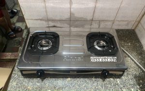 z4131481474952 c4249b6cf124a259ea9f45cc65c4baae 1 - Bếp gas 7 tấc Rinnai RI-602DI, đầu đốt lửa trong