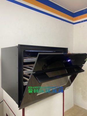 z4159281461350 a1b4b798dcb9489d5e45d246673ab521 - Tủ bảo quản rượu Malloca MWC 24CP