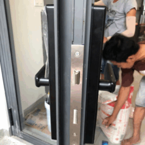 khoa van tay kassler kl 599 slide black app 3 - Khóa vân tay cửa nhôm Kassler KL-599 SLIDE BLACK APP tiêu chuẩn Đức