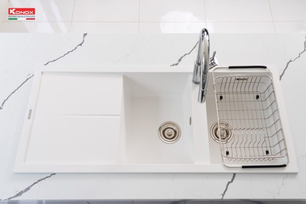 chau rua bat da granite konox livello mau trang 6 1024x684 1 - Chậu rửa bát Konox LIVELLO SMART 1160 White Silver Chậu rửa bát Konox LIVELLO SMART 1160 White Silver