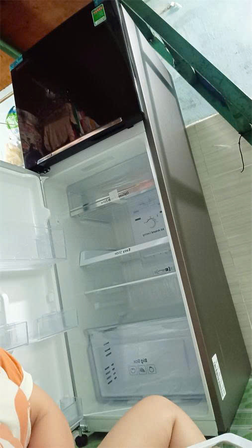 z7315180911656 960177053b20537521823b778a770cb4 - Tủ lạnh Samsung Inverter 236 lít RT22M4032BY/SV Tủ lạnh Samsung Inverter 236 lít RT22M4032BY/SV