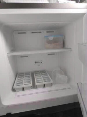 z7315180911850 22273fae4275ada891dad68abccc02fe - Tủ lạnh Samsung Inverter 236 lít RT22M4032BY/SV Tủ lạnh Samsung Inverter 236 lít RT22M4032BY/SV