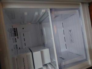 z7315562329295 5d8b54667ceebb0b40cb280a793c6004 - Tủ lạnh Samsung Inverter 307 lít RB30N4190BY/SV Tủ lạnh Samsung Inverter 307 lít RB30N4190BY/SV