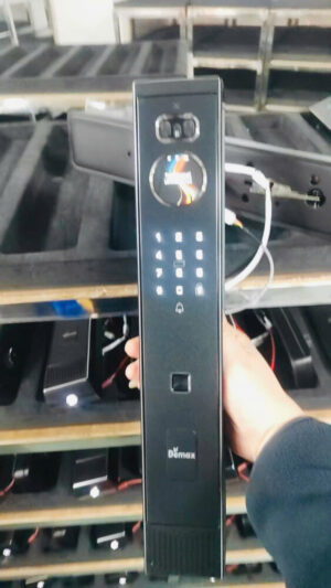 z7412011060498 d066b6b8f5831ef699947feea8a7a194 1 - KHÓA CỬA THÔNG MINH DEMAX EL-MS999 AI CNC