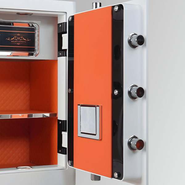 chot cua lb68s special edition trang 1 - KÉT SẮT LIBERTY LB68S SPECIAL EDITION TRẮNG chot cua lb68s special edition trang 1 - KÉT SẮT LIBERTY LB68S SPECIAL EDITION TRẮNG