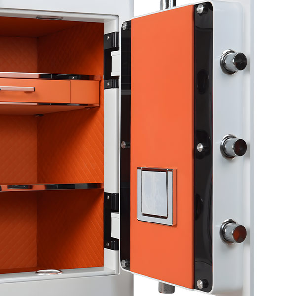 chot cua lb79pro special edition trang - KÉT SẮT LIBERTY LB79PRO SPECIAL EDITION TRẮNG KÉT SẮT LIBERTY LB79PRO SPECIAL EDITION TRẮNG