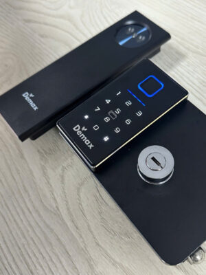 z7629245984704 1010fbe39937ffa3f3f14938616bdb98 - Khóa cổng chống nước Demax EL-G908AC CNC Khóa cổng chống nước Demax EL-G908AC CNC